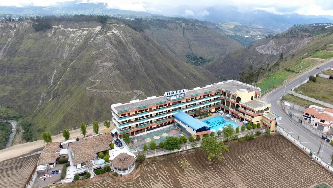 Hotel International Prestige Амбато Екстериор снимка