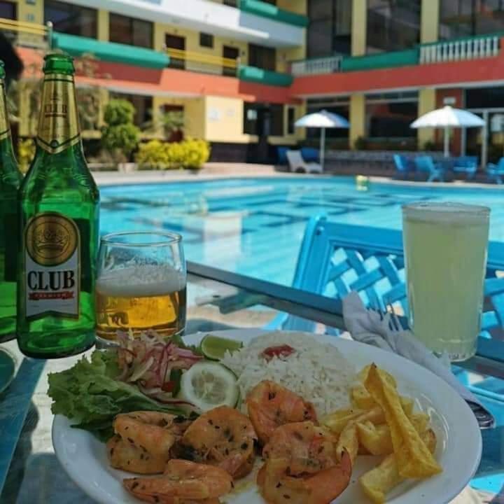 Hotel International Prestige Амбато Екстериор снимка